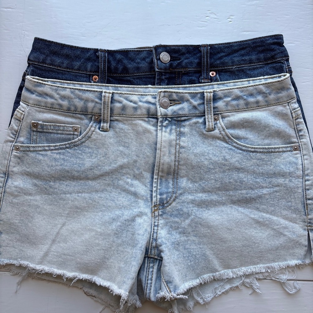 No Boundaries Women 8 Denim Short Bundle 2pk Blue Raw Hem Light Dark Wash Summer
